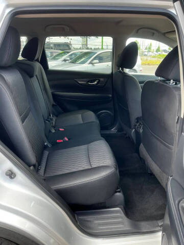 2017 Nissan Rogue