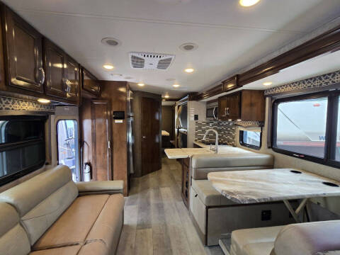 2020 Thor Motor Coach Omni