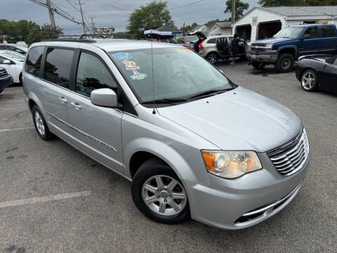 2011 Chrysler Town and Country Touring