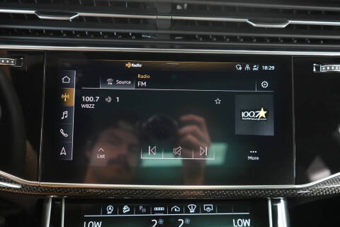 2023 Audi SQ8 4.0T quattro Premium Plus