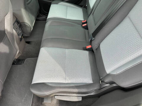 2017 Ford C-MAX Hybrid SE