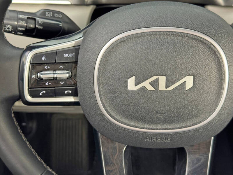2022 Kia Sorento SX