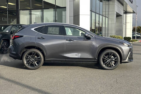 2026 Lexus NX 450h+ Luxury