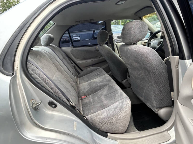 2002 Toyota Corolla LE
