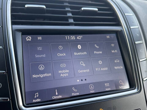 2020 Lincoln Nautilus Reserve