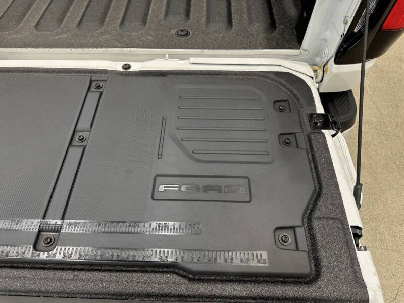 2023 Ford F-150 Lightning XLT