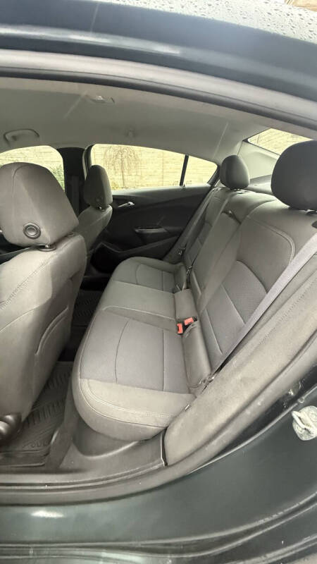 2017 Chevrolet Cruze LT Auto