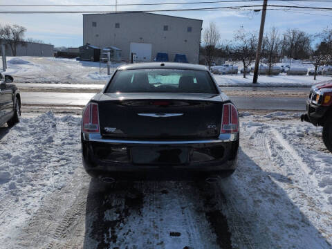 2013 Chrysler 300 C