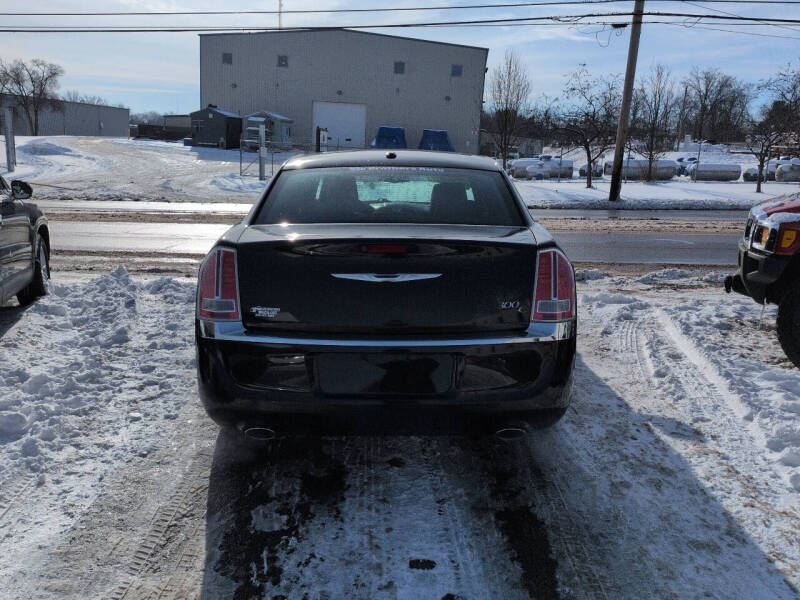 2013 Chrysler 300 C