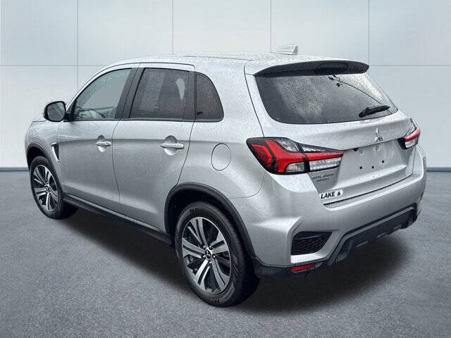 2024 Mitsubishi Outlander Sport SE