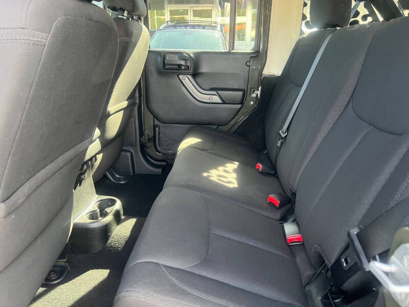 2015 Jeep Wrangler Unlimited Sport