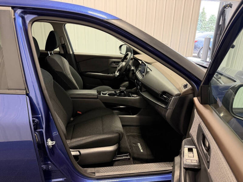 2022 Nissan Rogue S