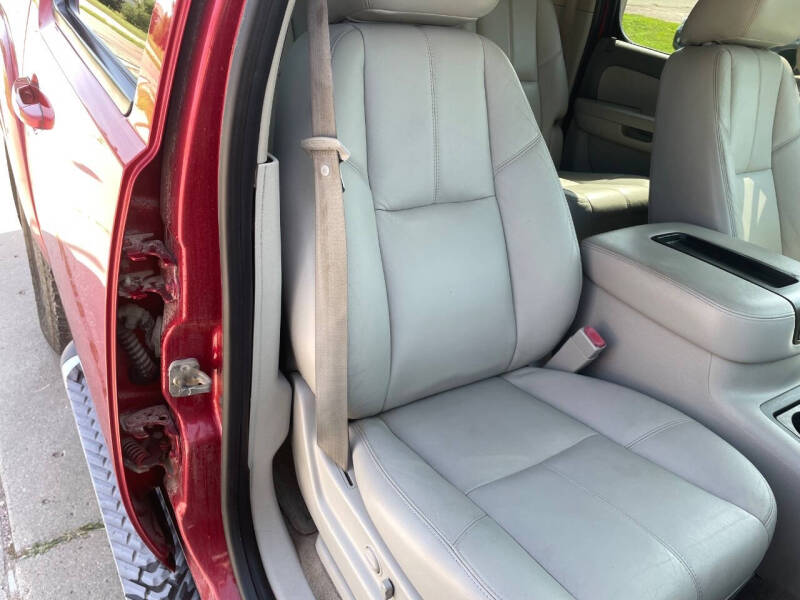 2012 Chevrolet Suburban LT