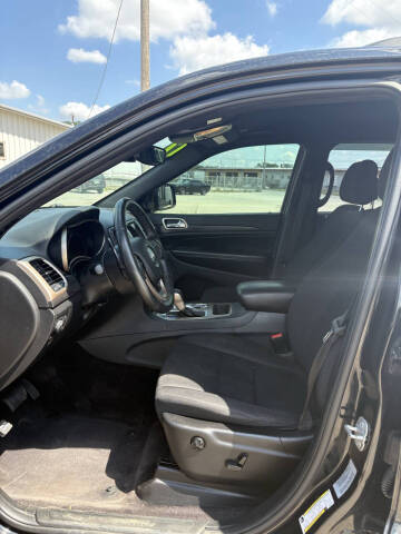 2017 Jeep Grand Cherokee Laredo E