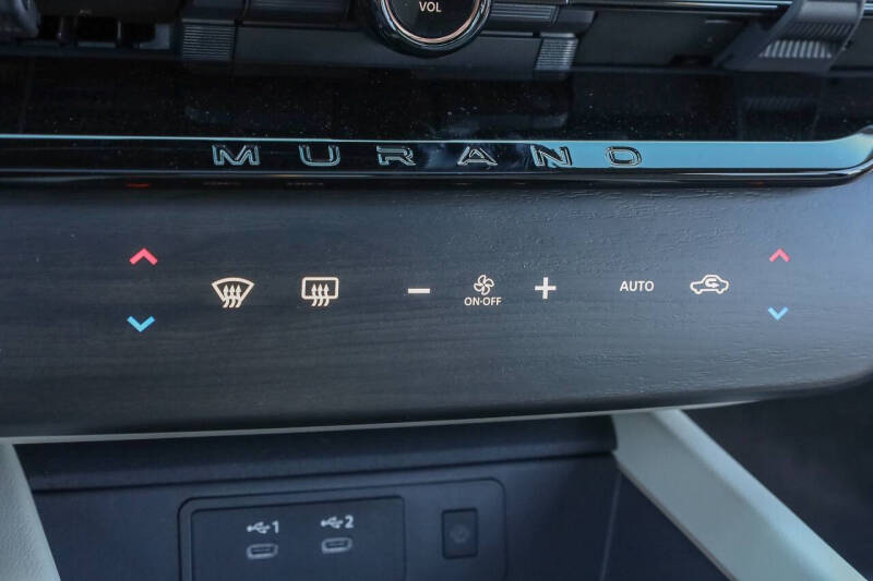 2025 Nissan Murano SL