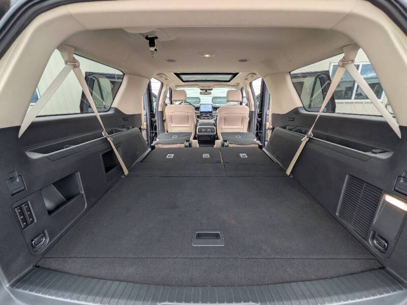 2024 Ford Expedition MAX XLT