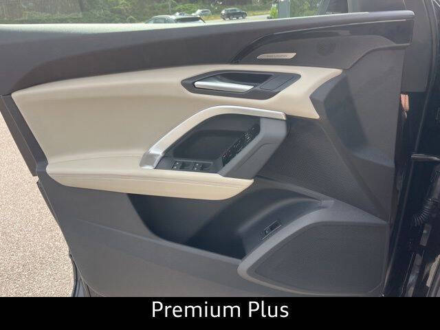 2025 Audi Q5 quattro Premium Plus TFSI