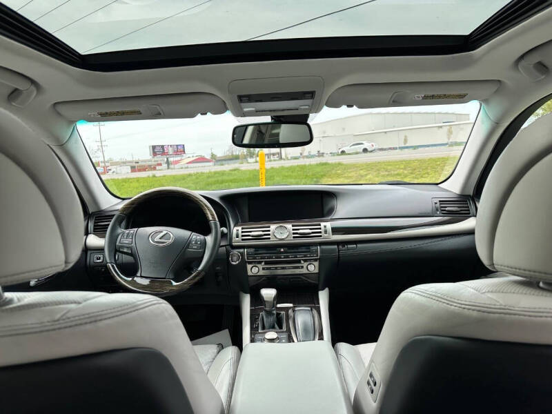 2014 Lexus LS 460
