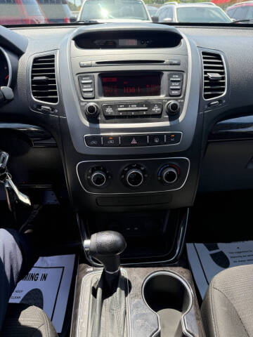 2014 Kia Sorento LX