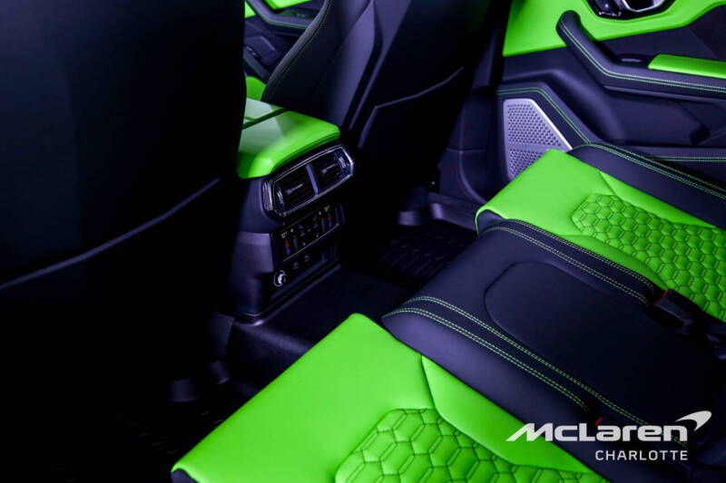 2022 Lamborghini Urus