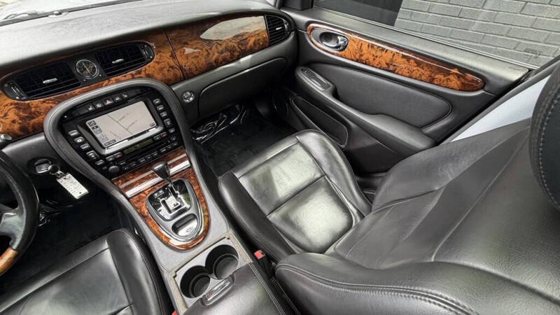 2006 Jaguar XJ-Series XJ8