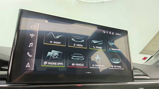 2024 Audi A4 quattro Premium Plus 40 TFSI