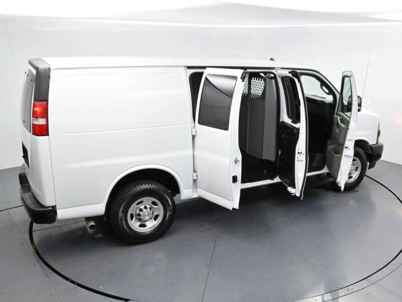 2023 Chevrolet Express 2500
