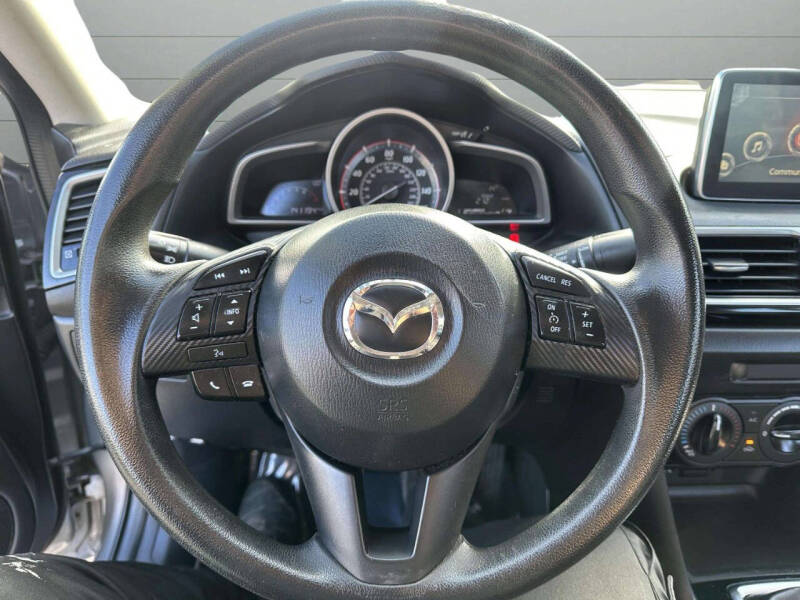 2016 Mazda MAZDA3 i Sport