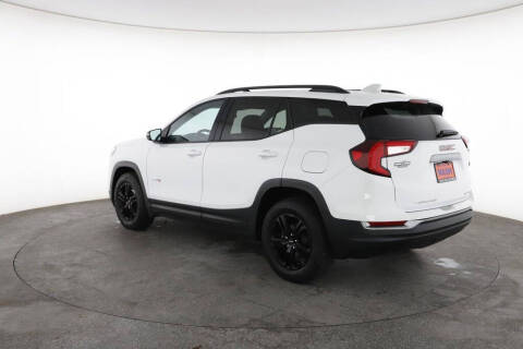 2023 GMC Terrain AT4