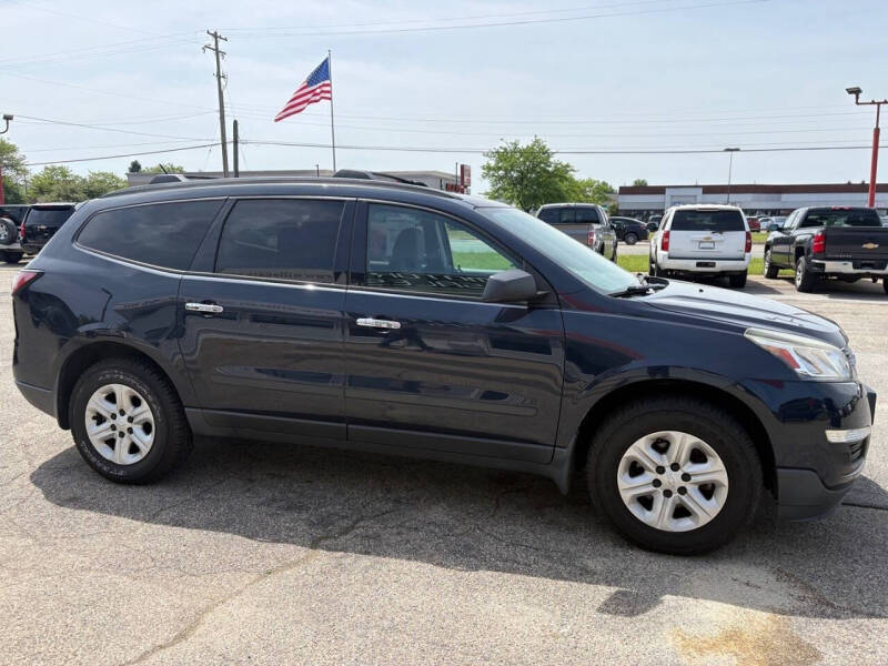 2017 Chevrolet Traverse LS