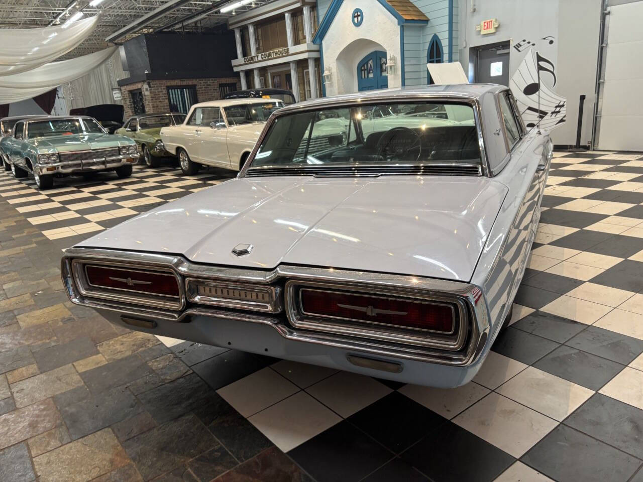 1964 Ford Thunderbird 15
