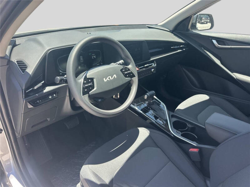 2026 Kia Niro LX