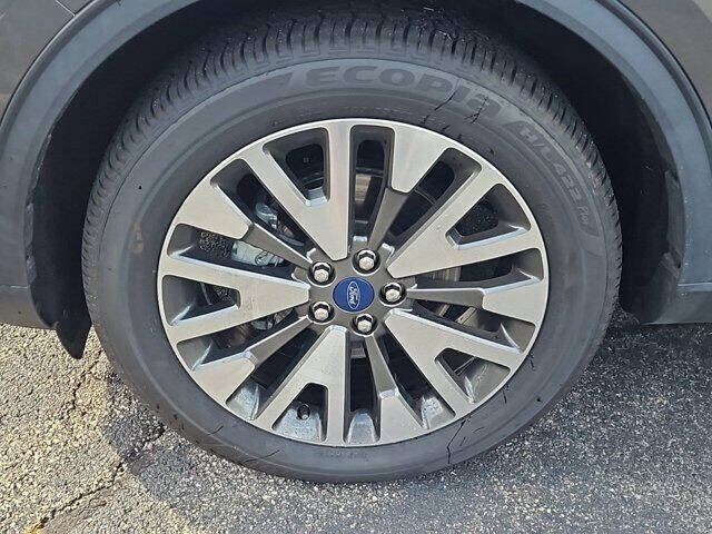 2020 Ford Escape Titanium