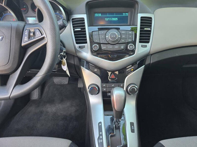 2016 Chevrolet Cruze Limited LS Auto