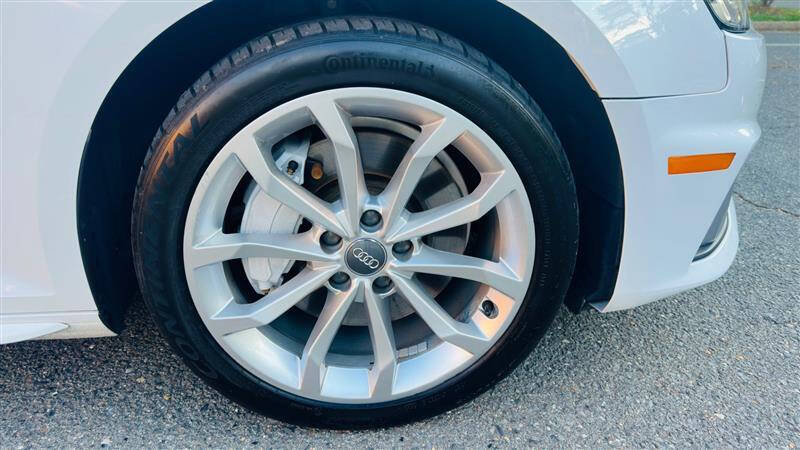 2019 Audi A4 quattro Premium Plus 45 TFSI