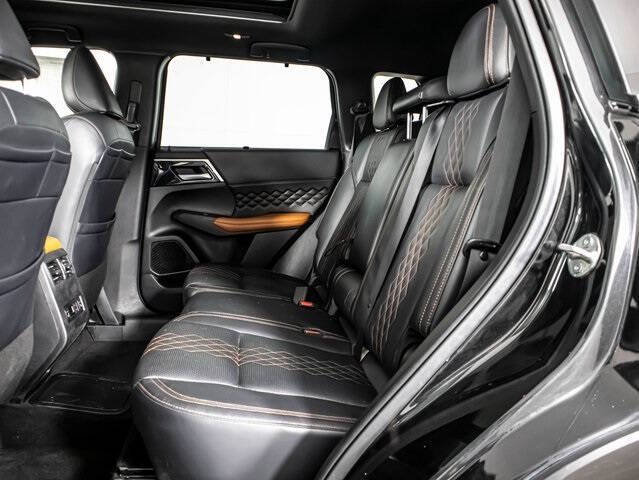 2023 Mitsubishi Outlander PHEV 40th Anniversary