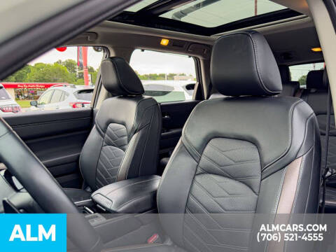2024 Nissan Pathfinder Platinum