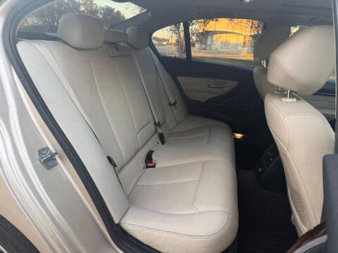 2015 BMW 3 Series 328i