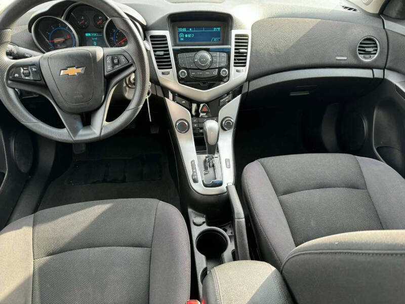 2015 Chevrolet Cruze 1LT Auto
