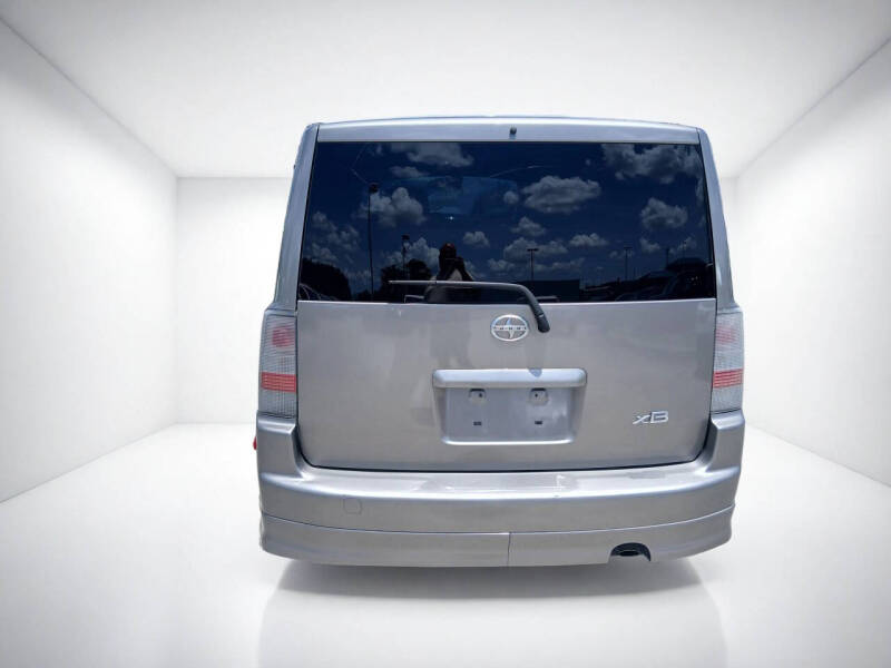 2006 Scion xB