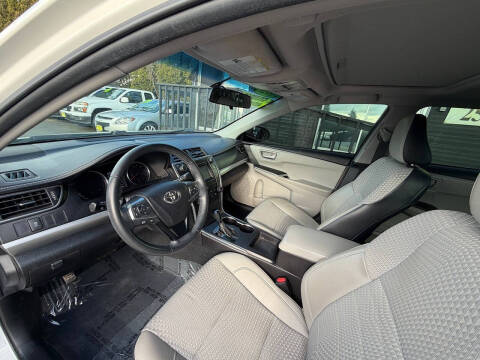 2015 Toyota Camry SE