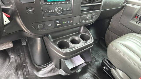 2022 Chevrolet Express 2500