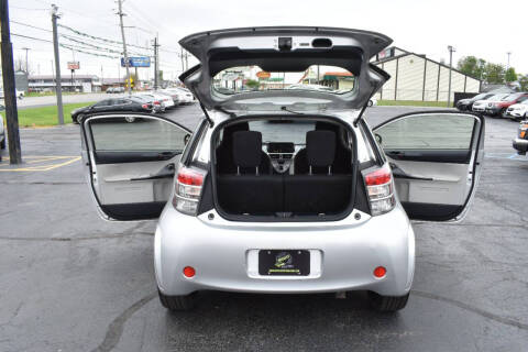 2013 Scion iQ