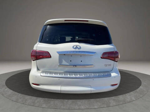 2015 Infiniti QX80