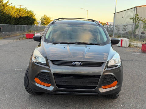 2015 Ford Escape S