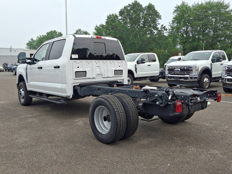2025 Ford F-350 Super Duty XL