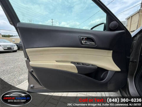 2013 Acura ILX 2.0L w/Premium