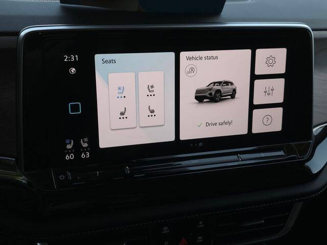 2025 Volkswagen Atlas SE w/Tech - Photo 16