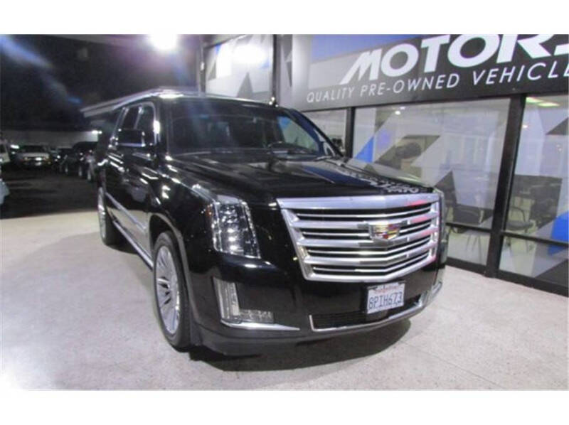 2018 Cadillac Escalade ESV Platinum