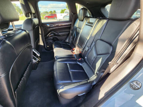 2014 Porsche Cayenne Platinum